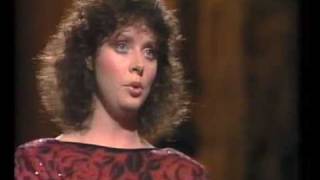 Sarah Brightman  Pie jesu  live in 1985 New York [upl. by Jung]