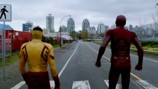 The Flash 312 Barry races wally [upl. by Oicnerolf500]