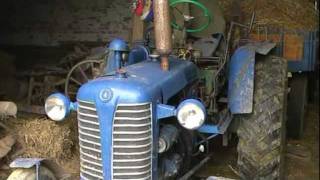 1959 ZETOR 25 old start cold start [upl. by Holub]