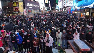 LIVE TARAWEEH IN TIMES SQUARE [upl. by Eahsal190]