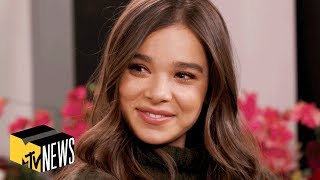 Watch Hailee Steinfeld REACT to Old True Grit Interview Exclusive [upl. by Melak]