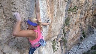 First Female Rock Climbing Ascent on Viaje de los Locos [upl. by Ludwigg]